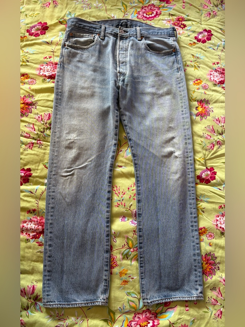 Levi's 501 00501-0193 original fit button fly light wash jeans W34 L32